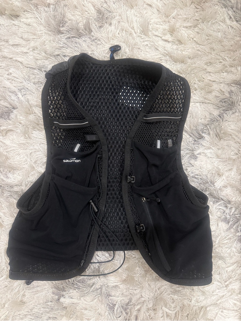 Salomon Women’s Black Mesh Running Hydration Vest